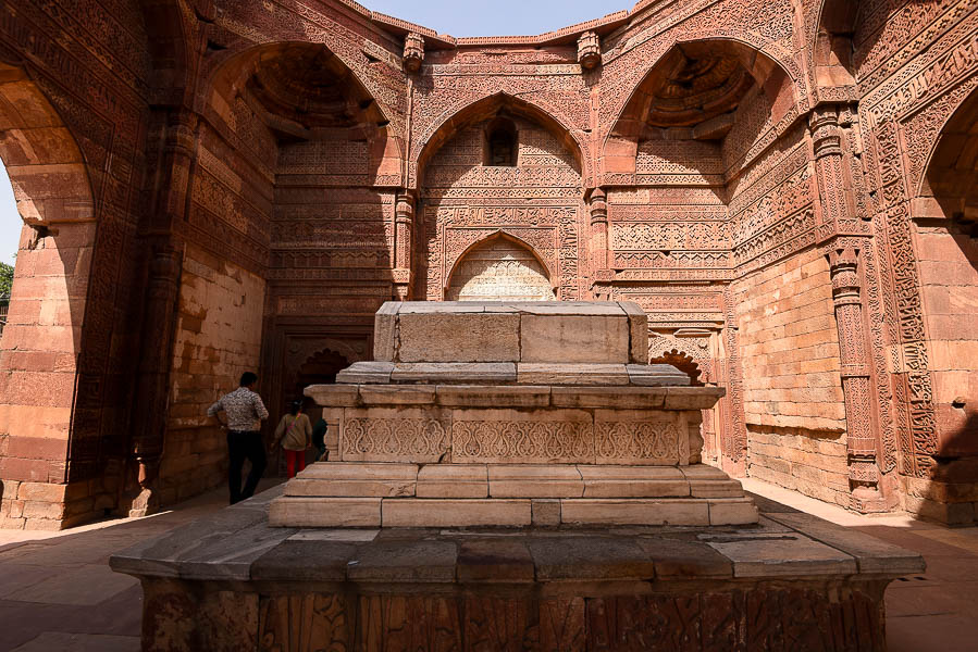 Tomb of Iltutmish in Delhi 1