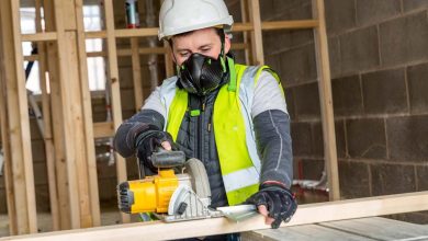 Stay Protected: The Best Dust Masks and Respirators for Woodworkers