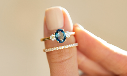 gemstone engagement rings header mobile